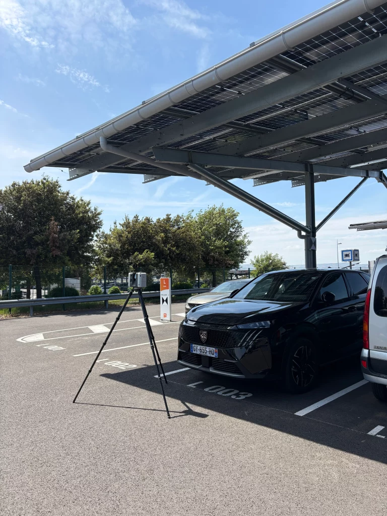 Scan 3D ombrière photovoltaïque - Coin ouest avec laser 3D
