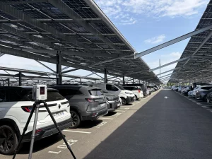 Scan 3D d'une ombrière photovoltaïque — Aéroport de Toulouse